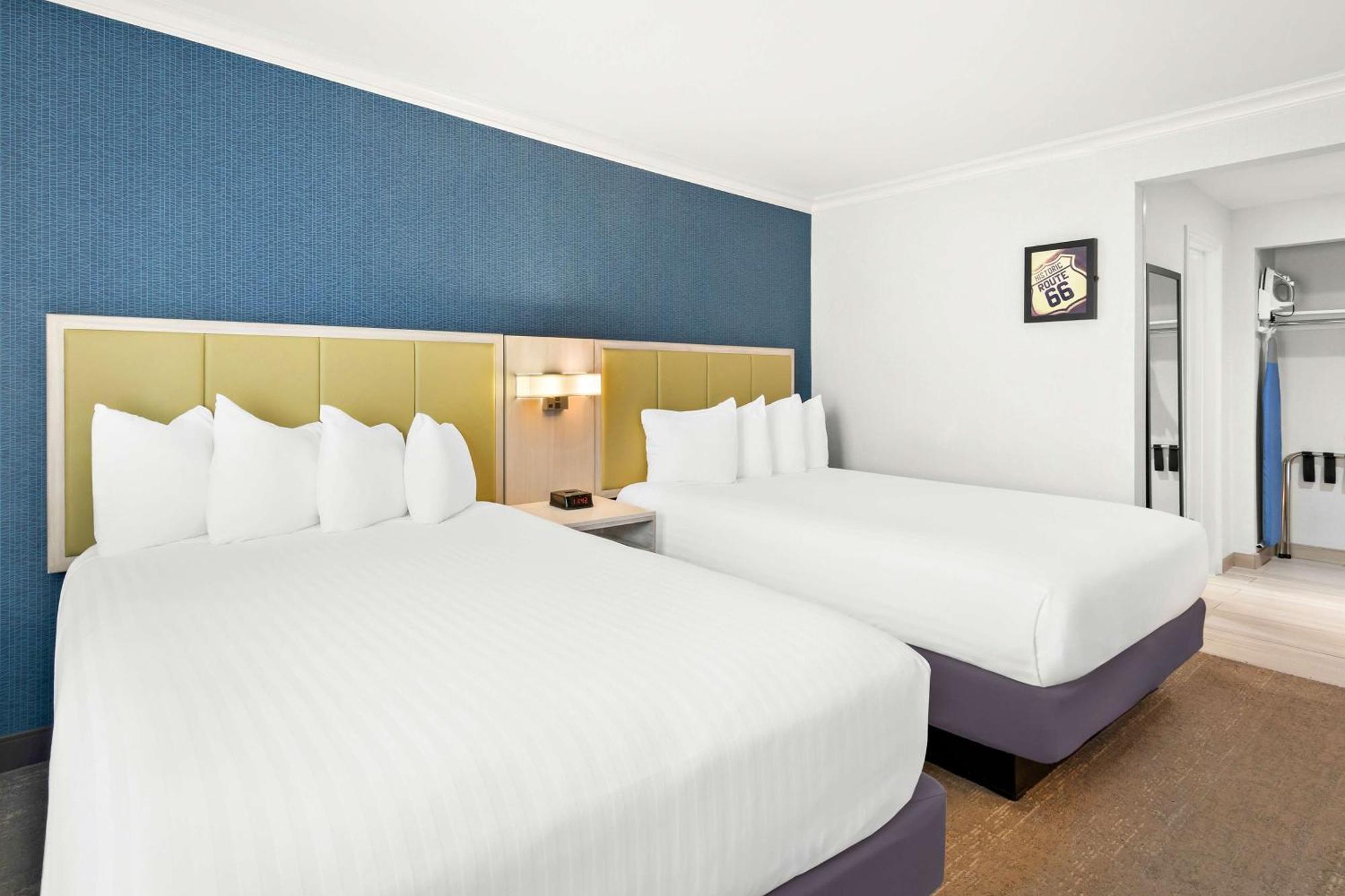 Surestay Hotel By Best Western Санта-Моника Экстерьер фото