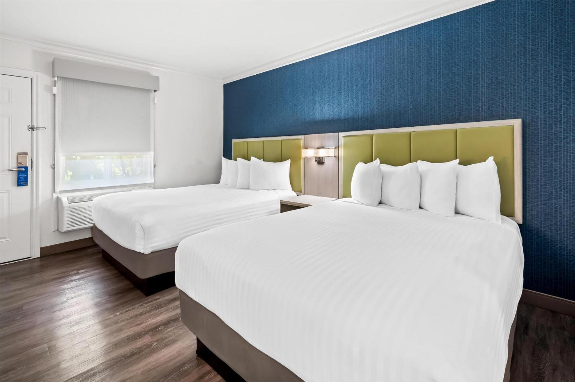 Surestay Hotel By Best Western Санта-Моника Экстерьер фото