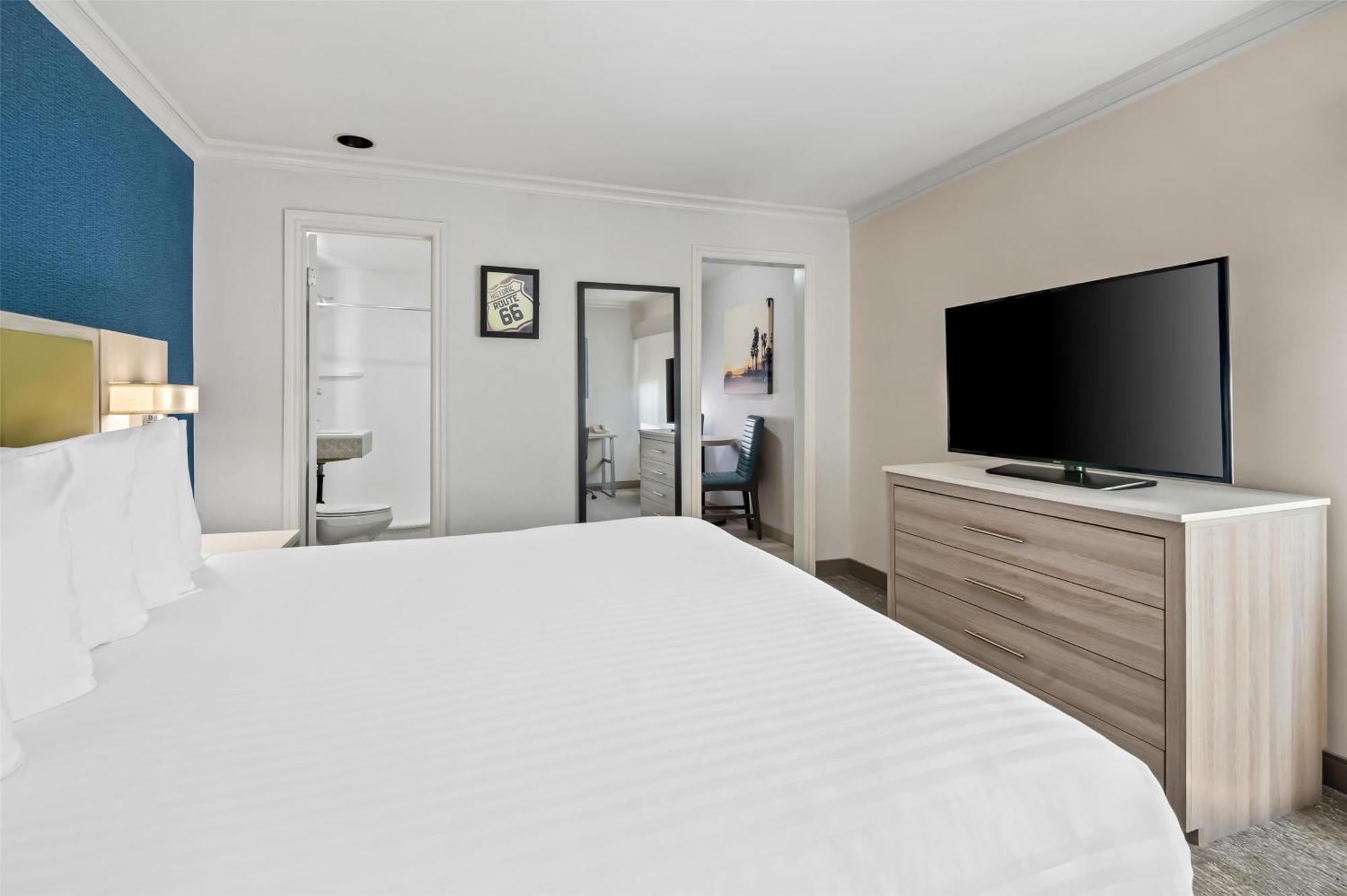Surestay Hotel By Best Western Санта-Моника Экстерьер фото