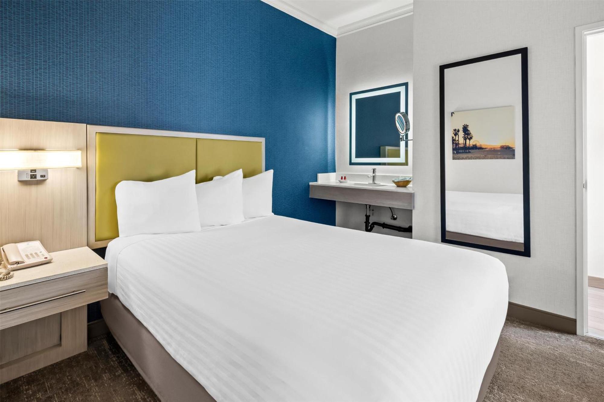 Surestay Hotel By Best Western Санта-Моника Экстерьер фото