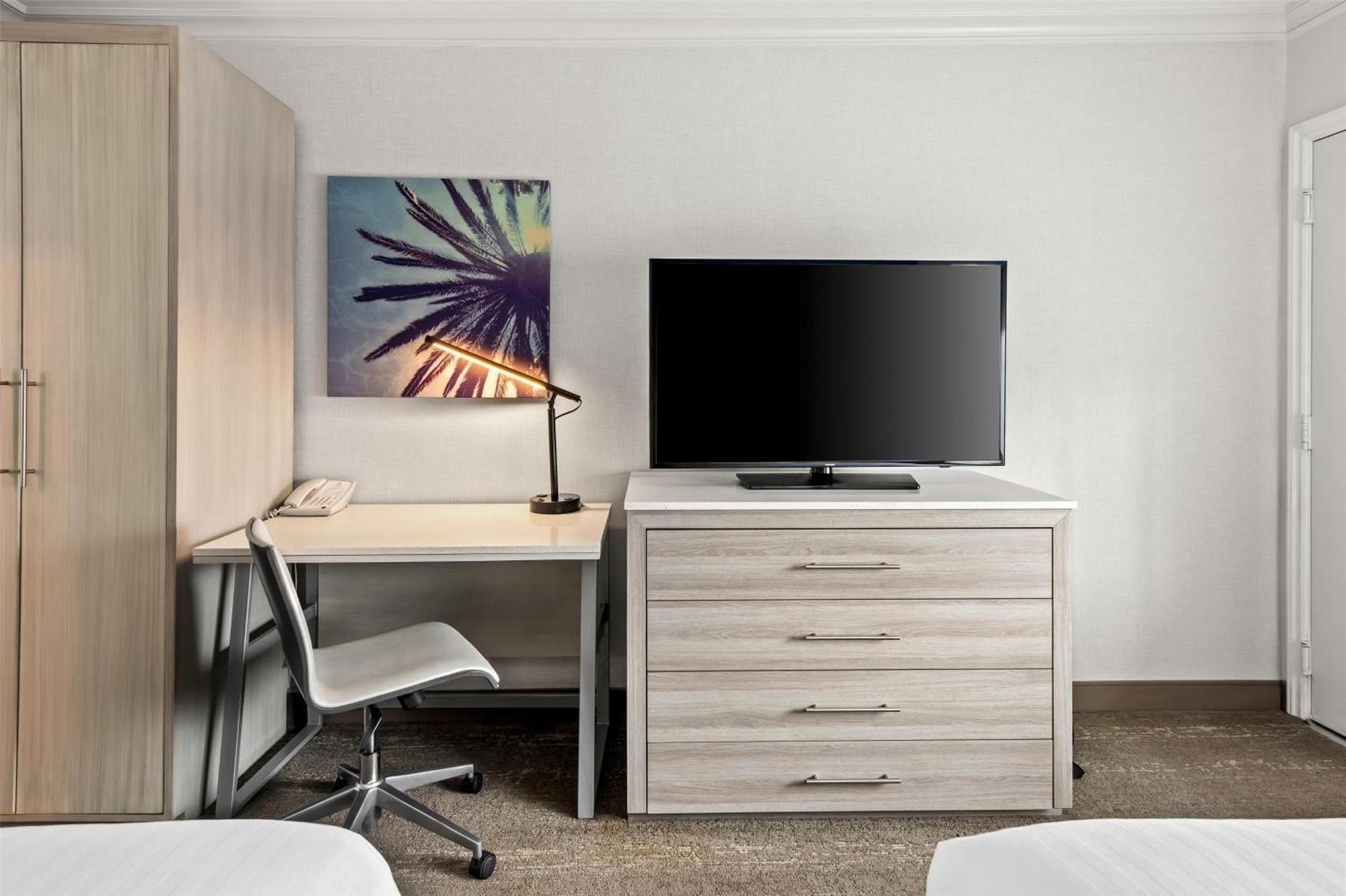Surestay Hotel By Best Western Санта-Моника Экстерьер фото
