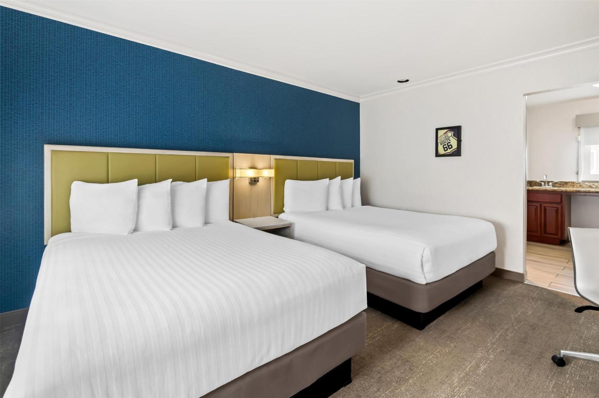 Surestay Hotel By Best Western Санта-Моника Экстерьер фото